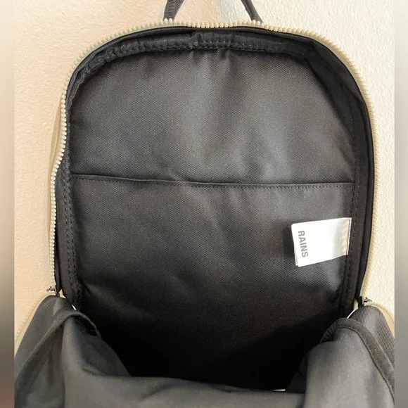 RAINS waterproof gray sage backpack scuba bag